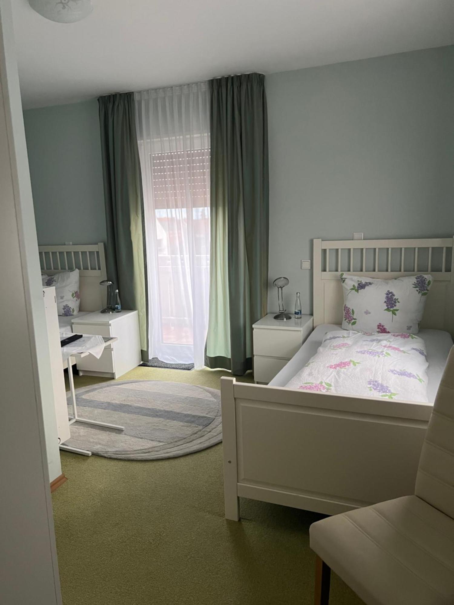 Gaestehaus Elisabeth Weisenheim am Sand Zewnętrze zdjęcie